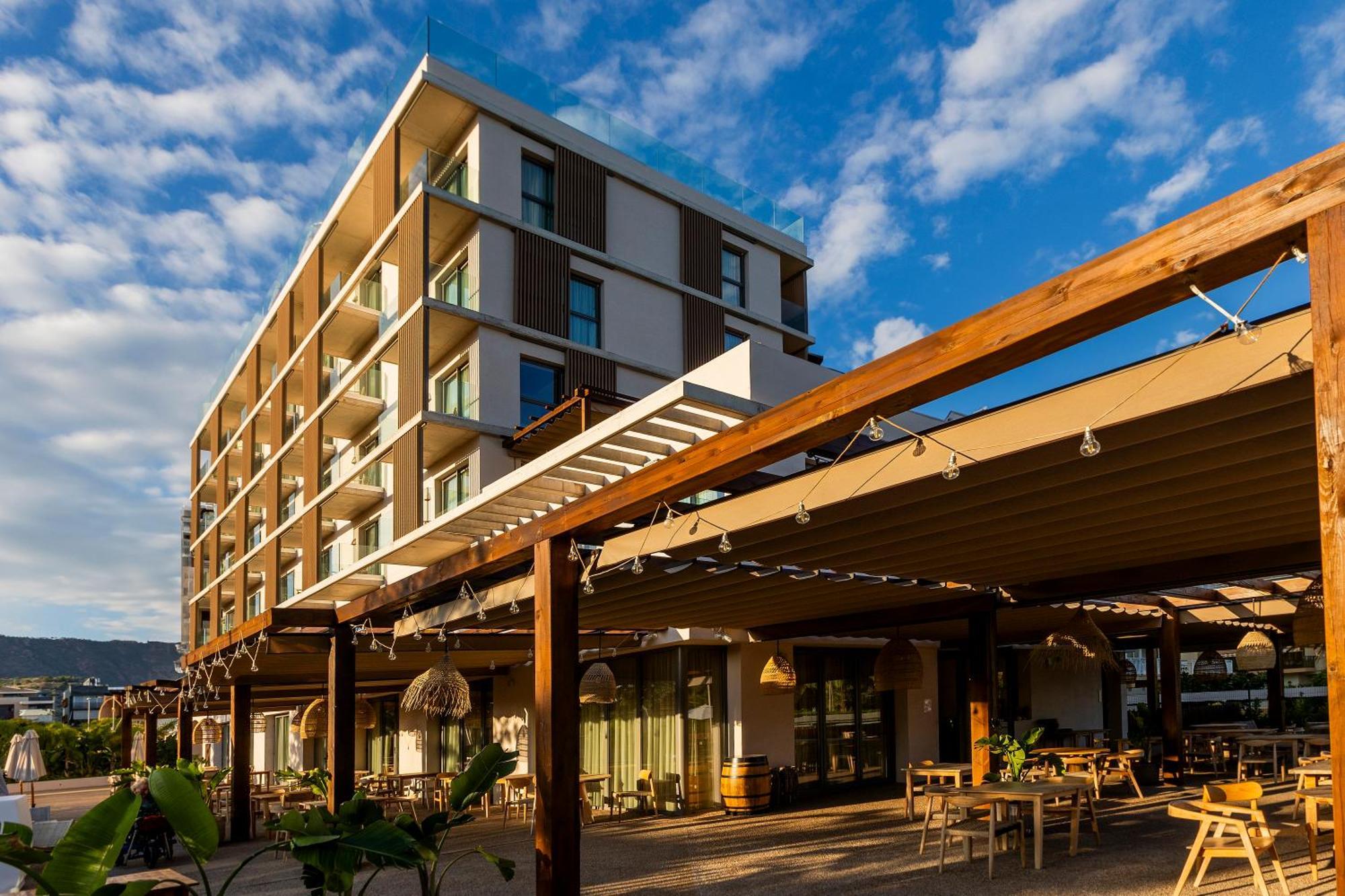 Albades Hotel & Spa (Adults Only) 贝尼卡西姆 外观 照片