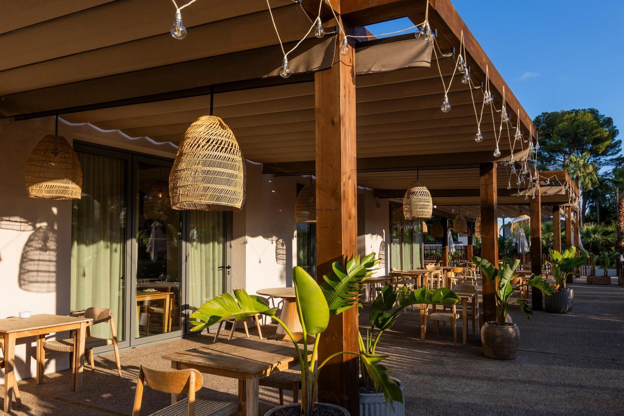 Albades Hotel & Spa (Adults Only) 贝尼卡西姆 外观 照片