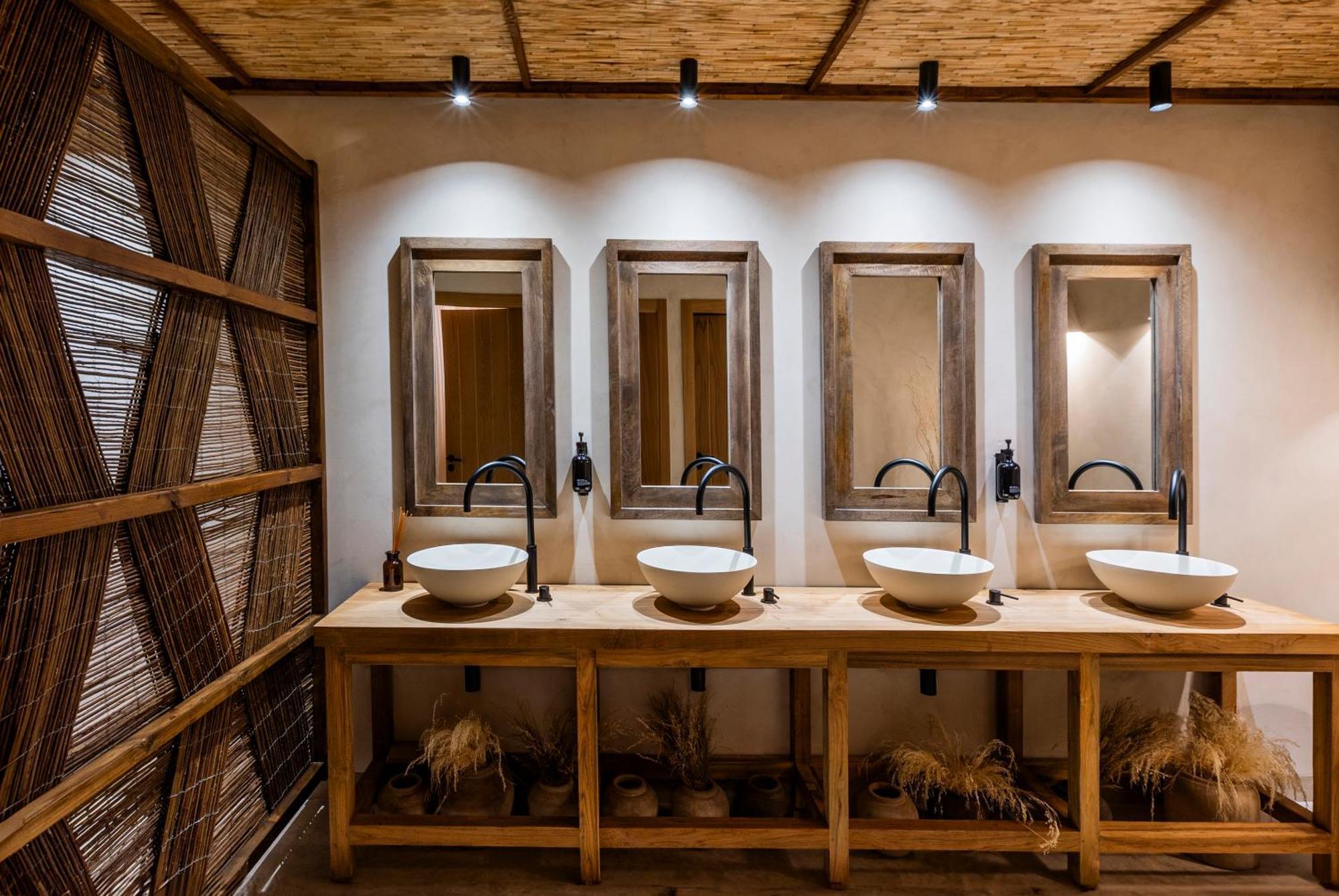 Albades Hotel & Spa (Adults Only) 贝尼卡西姆 外观 照片