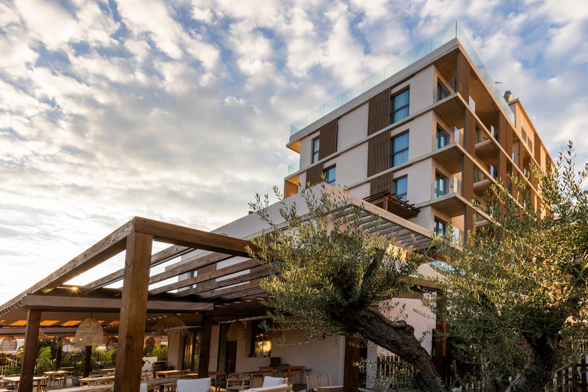 Albades Hotel & Spa (Adults Only) 贝尼卡西姆 外观 照片
