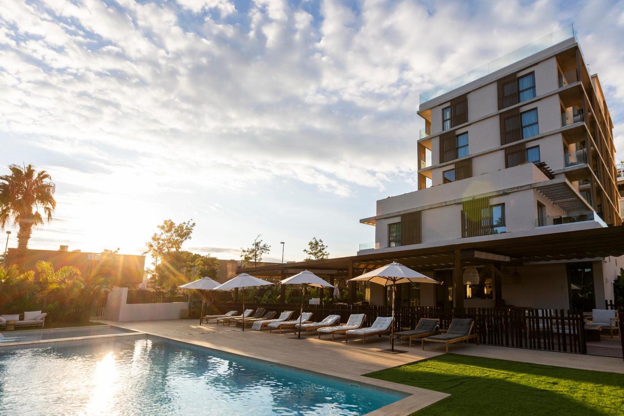 Albades Hotel & Spa (Adults Only) 贝尼卡西姆 外观 照片