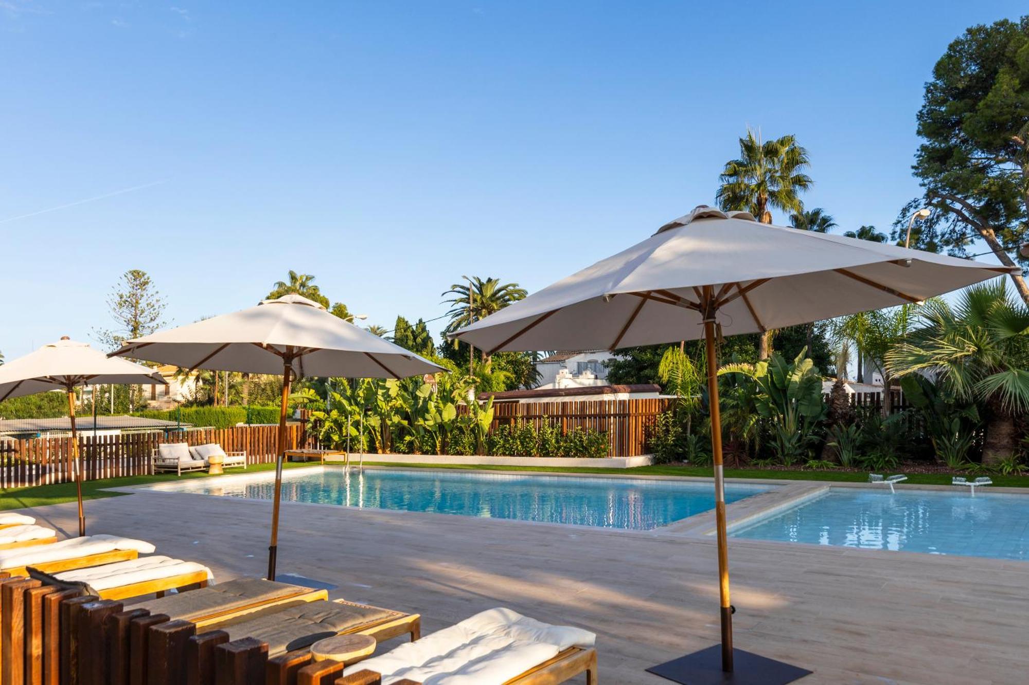 Albades Hotel & Spa (Adults Only) 贝尼卡西姆 外观 照片