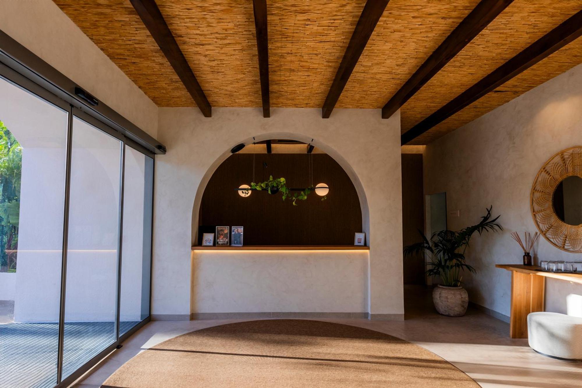 Albades Hotel & Spa (Adults Only) 贝尼卡西姆 外观 照片